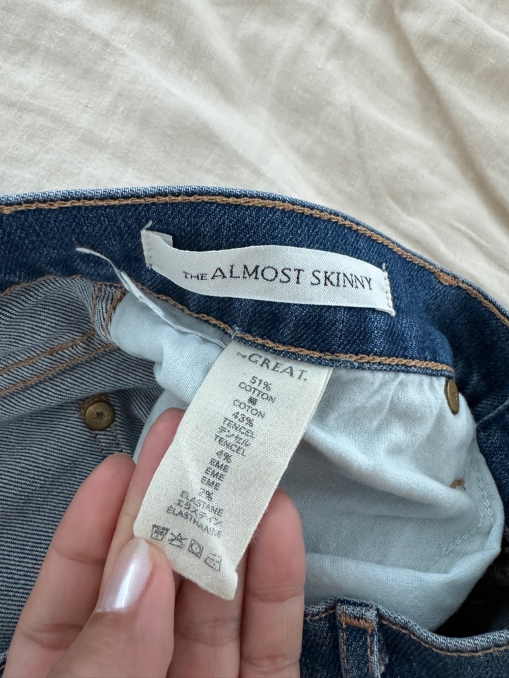 The Great. The Almost Skinny Jeans *Paint Marks* - Picture 9 of 10